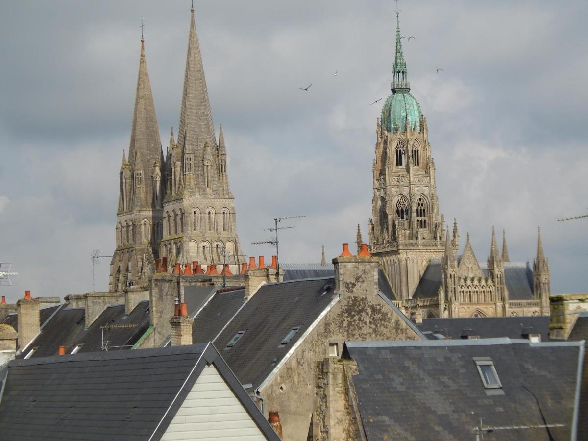 Au Coeur Du Centre Historique Apartamento Bayeux Quarto foto